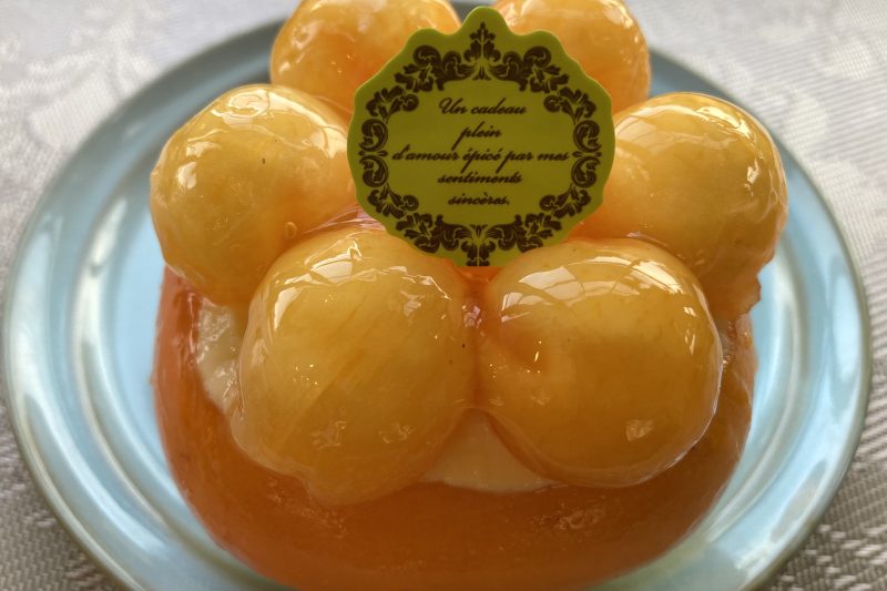 まるごと柿のショートケーキ